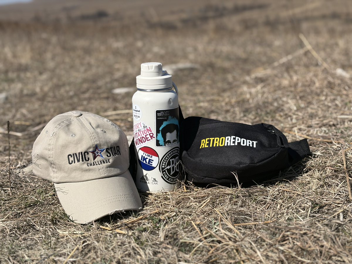 Laura McFarren tweet media