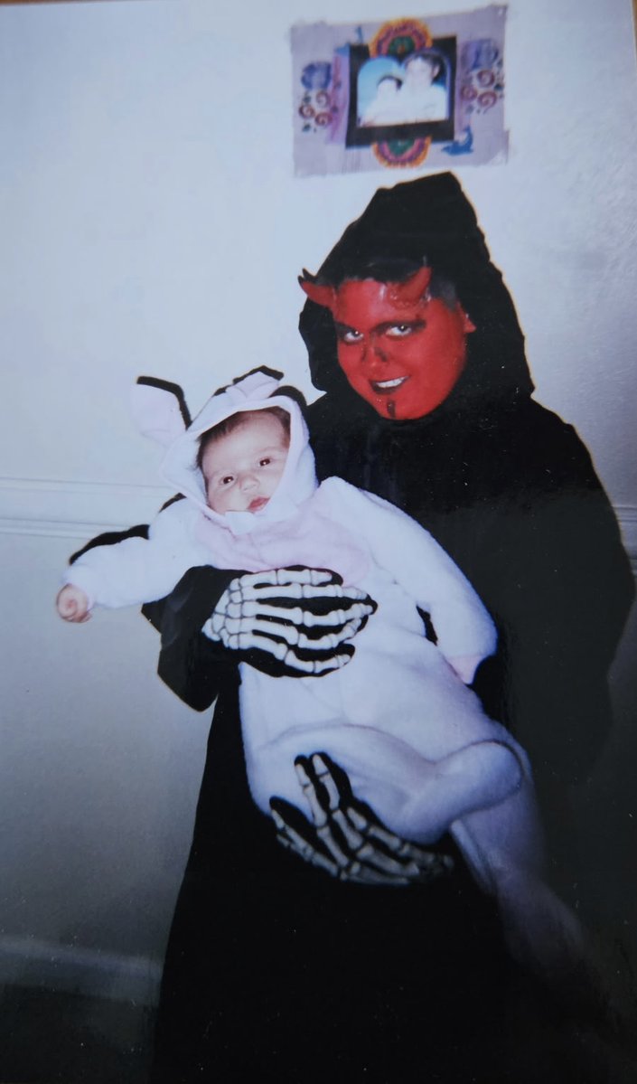 Scotty Holiday Star Wars tweet media