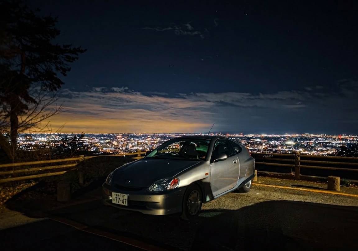 HaitokusyaK's tweet photo. ZE1 初代インサイト 納車されました㊗️
ずっと乗りたくてこのために頑張ってきたので感無量ﾃﾞｽ…
いまんとこドノーマルピカピカ車です、
交換したばかりのIMAで燃費リッター26台をキープ
 #納車 #HONDA  #ZE1 https://t.co/esiAhb3Bfn