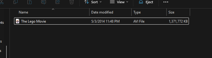 JacksonIsMediocre tweet media