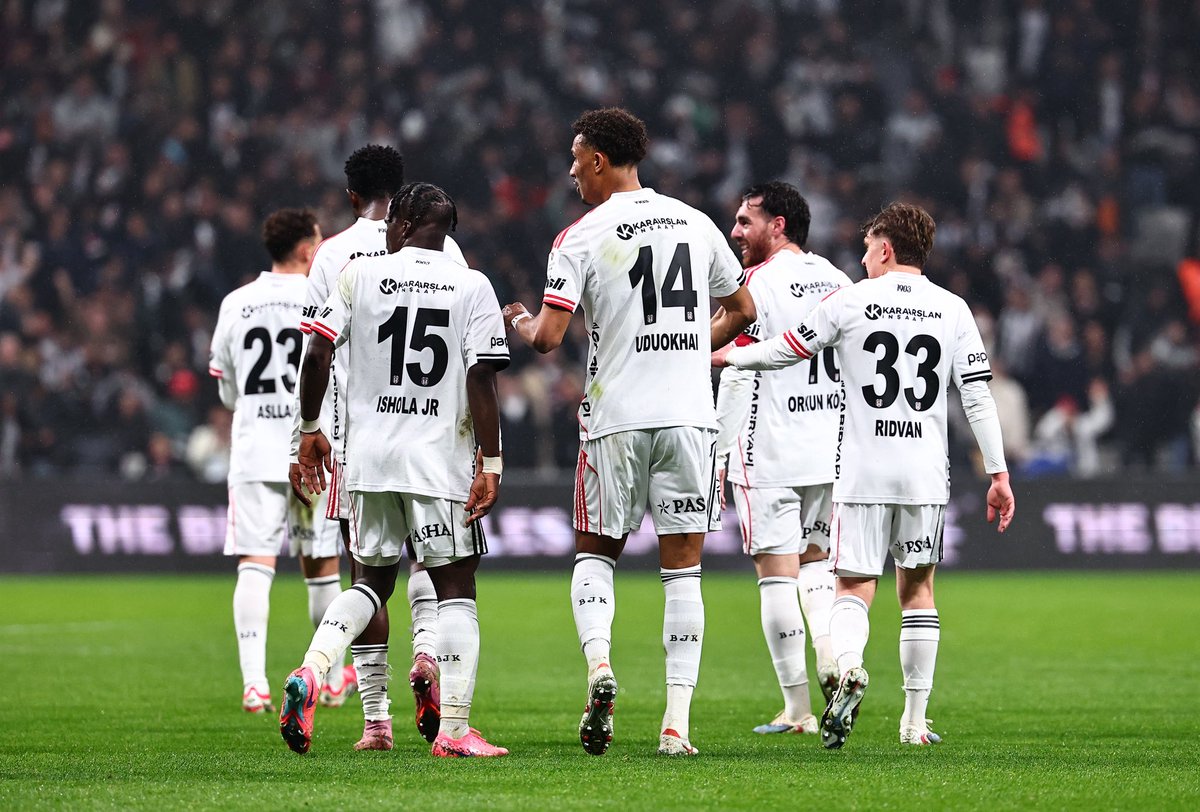 Junior olaitan tweet media