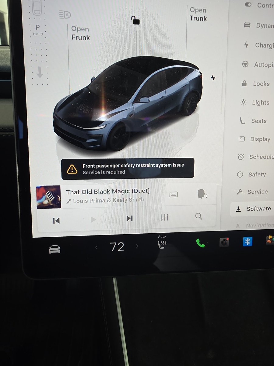 Douglas Decker tweet media