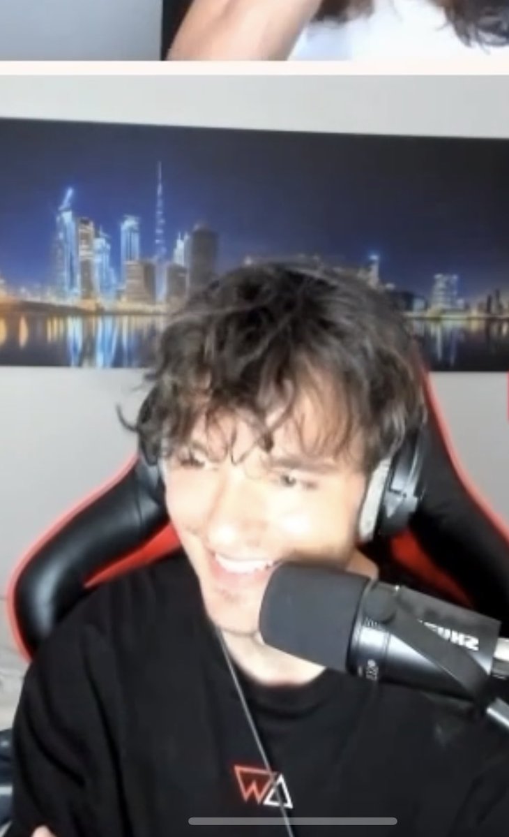 Stevenchy tweet media