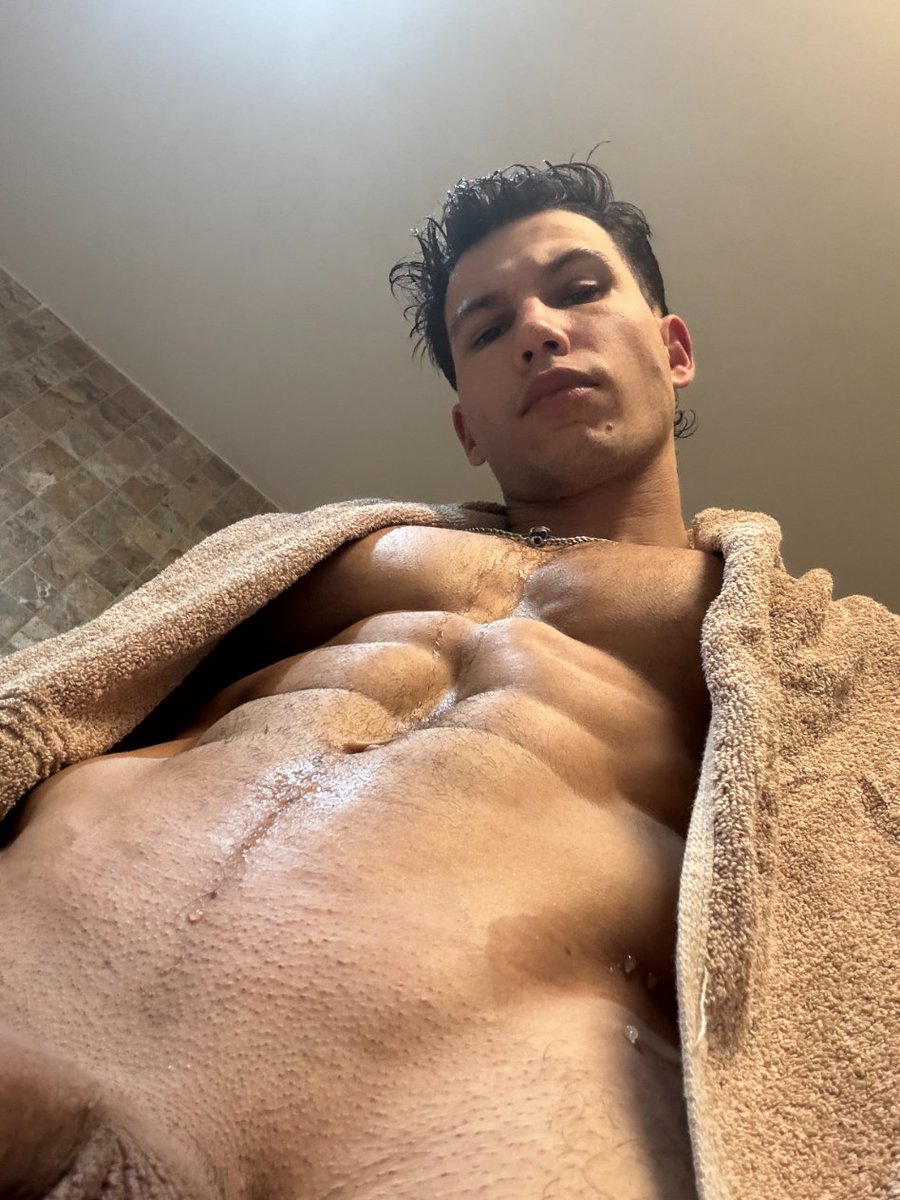 Fitness model (151k) tweet media