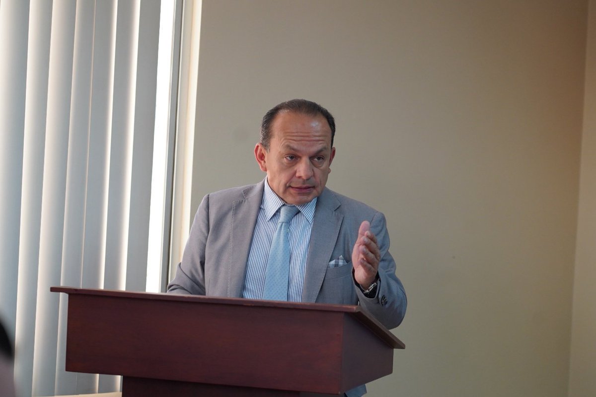 Defensoría Pública del Ecuador tweet media