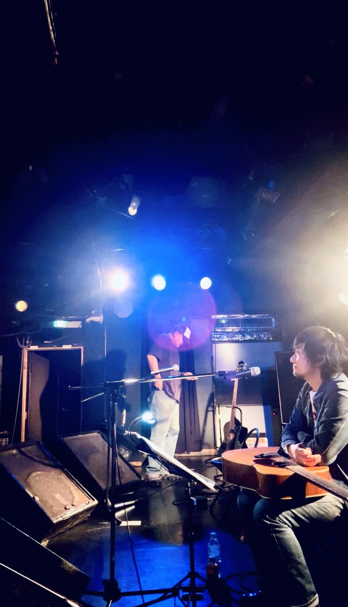 hide⚡️ tweet media