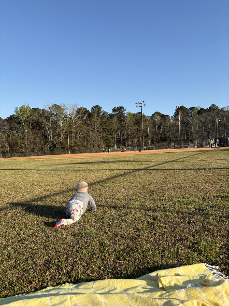 Austin Floyd tweet media