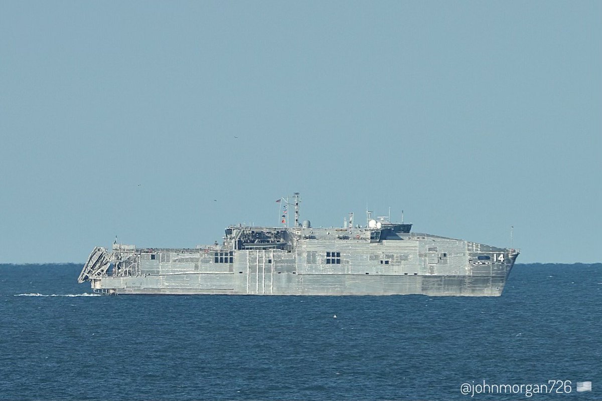 WarshipCam tweet media