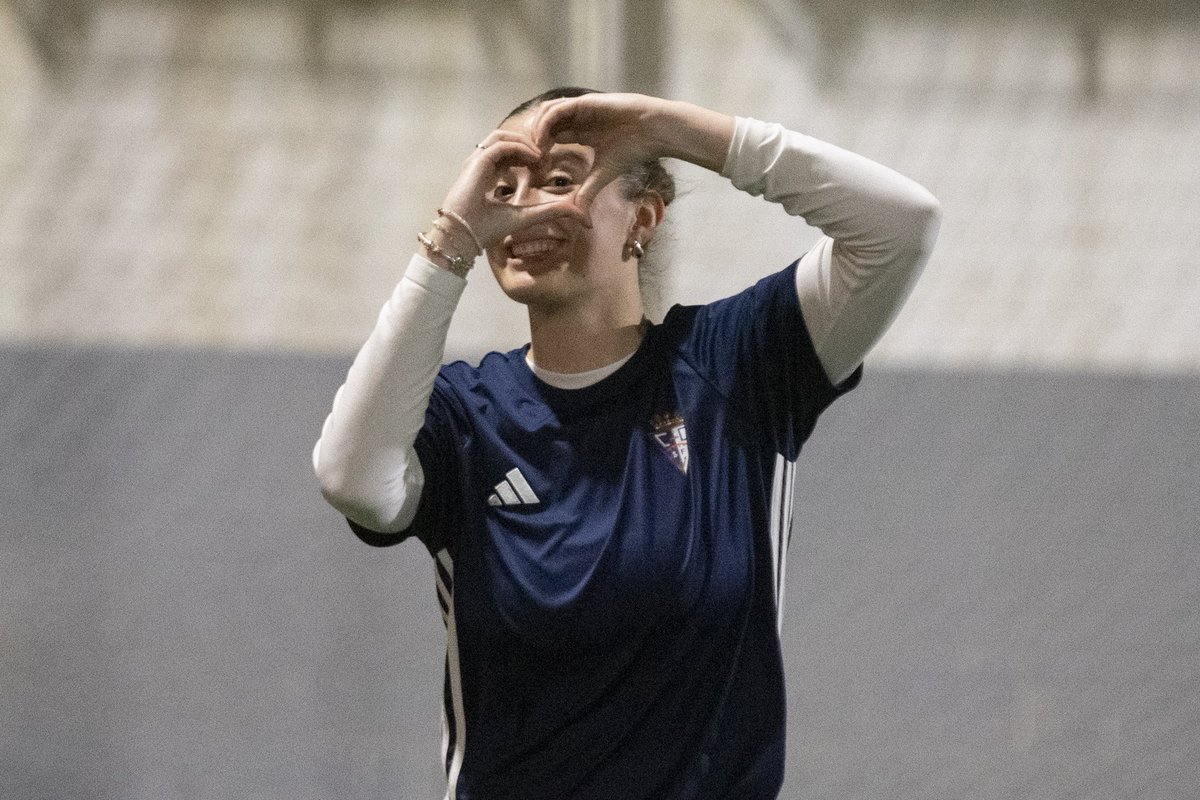 🦁 ¡Acabamos una nueva semana de preparación para la fase de ascenso! 

💪🏻 ¡Enorme esfuerzo, azulinas! 

#CDSFemenino