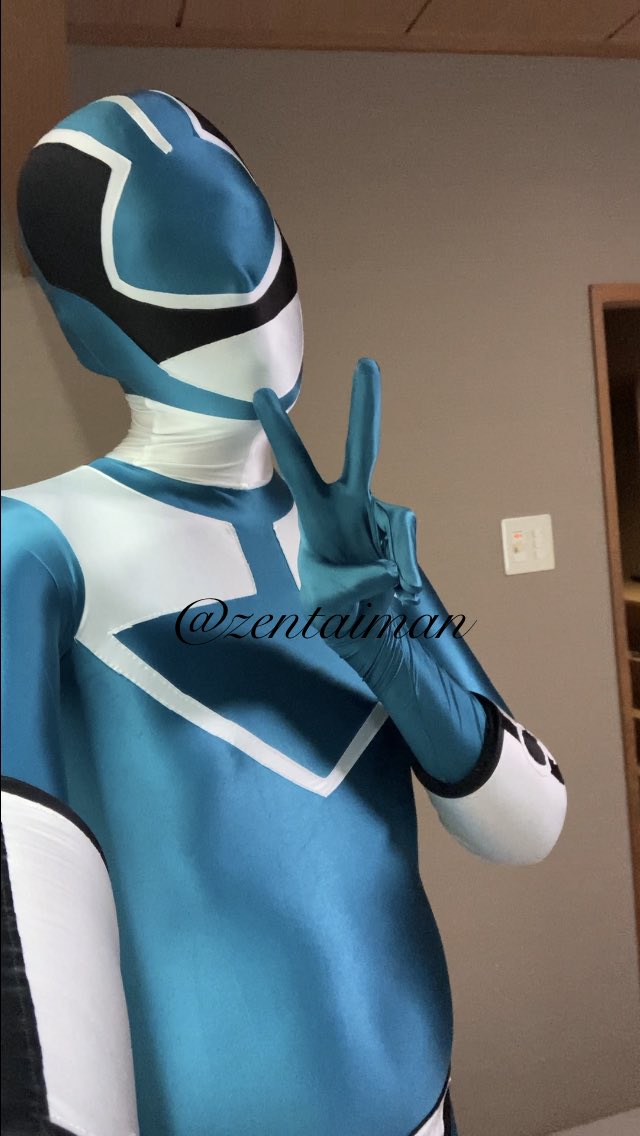 blue@zentai tweet media
