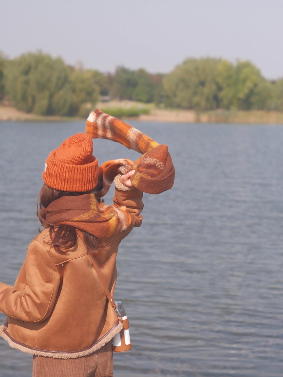 MattePi's tweet image. "Neighbors!  Join our Community Clean-Up u0026 Picnic this Sat (10 AM) at Maple Park! Bring gloves for cleaning, stay for snacks/volleyball. Let’s spruce up our block + connect!  #MapleCommunity"