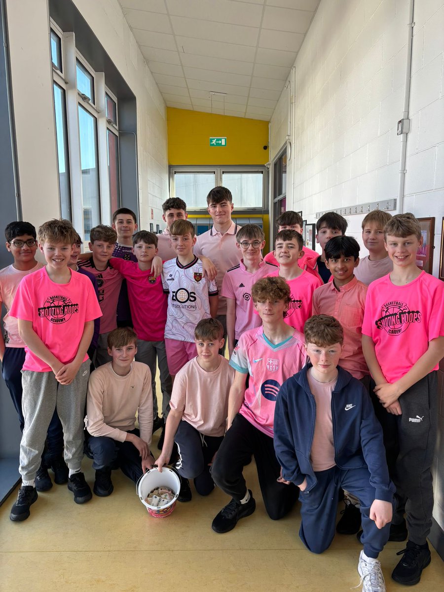 Coláiste Éamonn Rís tweet media