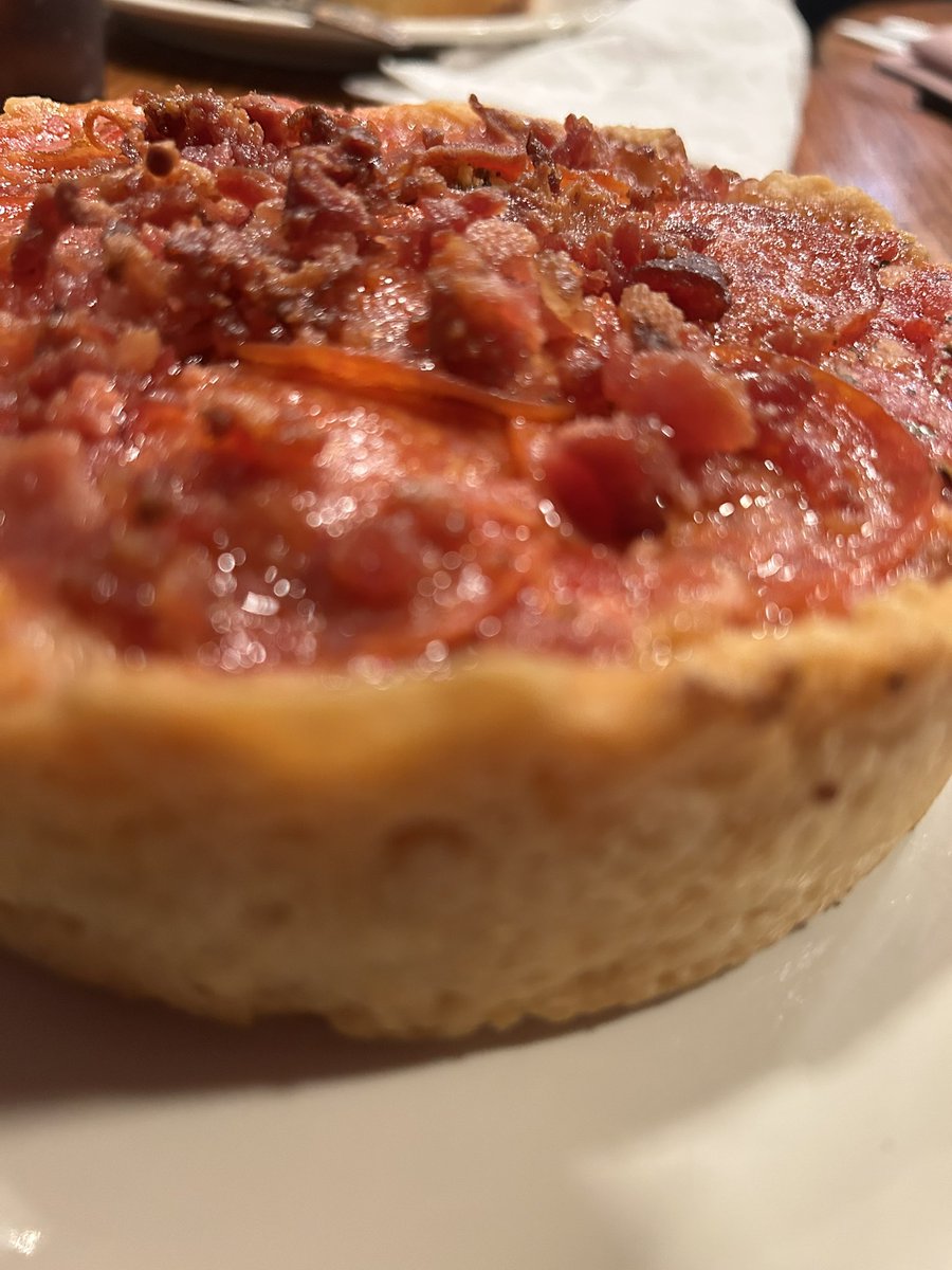 El Johnny tweet media