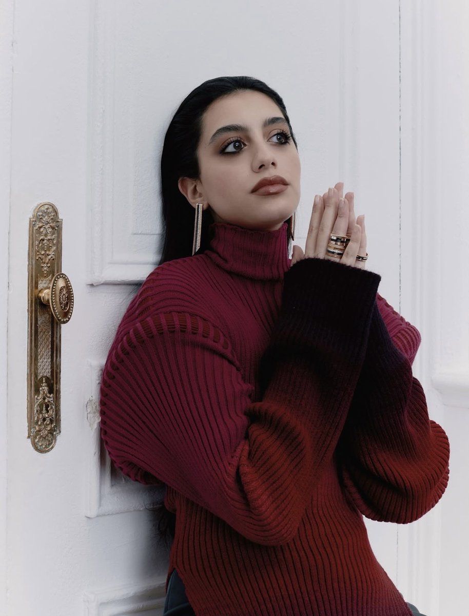 Classigram tweet media