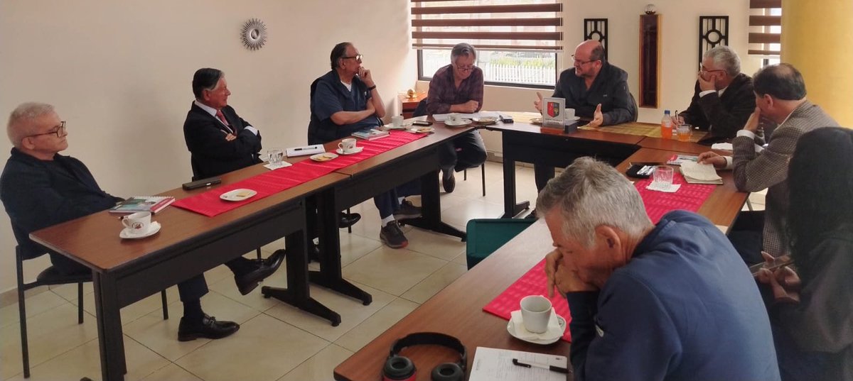 Federación Médica Ecuatoriana tweet media