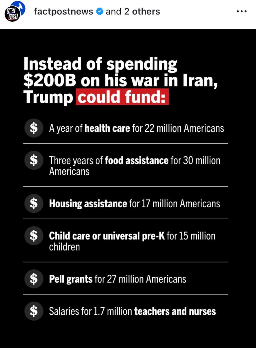 JudgementalPeach tweet media