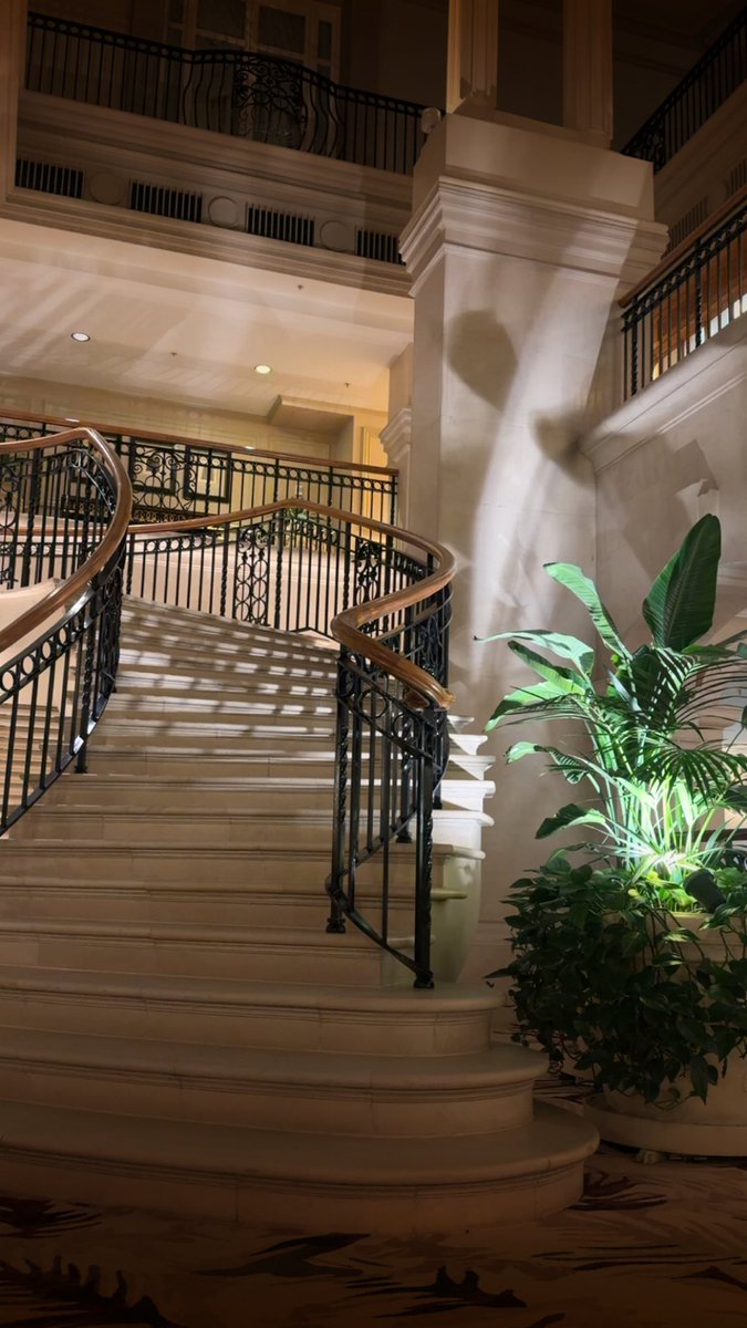 جبر الله قلوبكم فردًا فردًا، وحقق لكم كل دعوةٍ خرجت من أعماق قلوبكم
 وكل دعوة لم تستطيعوا ترتيبها لكن الله يعلمها، 
ثبت الله قلوبكم على دينه، وحبه، وحسن عبادته ورزقكم من واسع فضله أضعاف ما تدعون وتتمنون،
وأعتقكم ووالديكم وأهل بيتكم من النار، وأسكنكم الفردوس الأعلى  
اللهم آمين 🤍