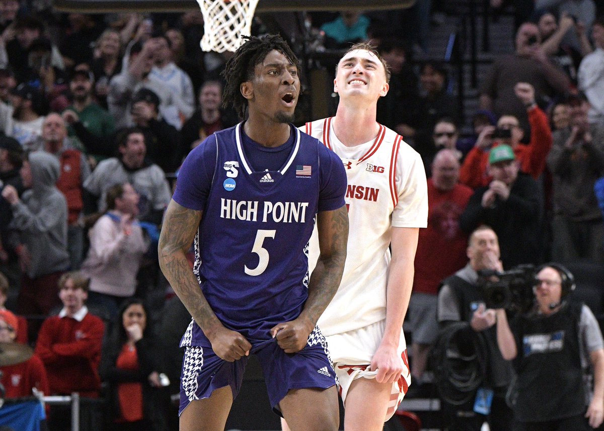 Michael Lindsay tweet media