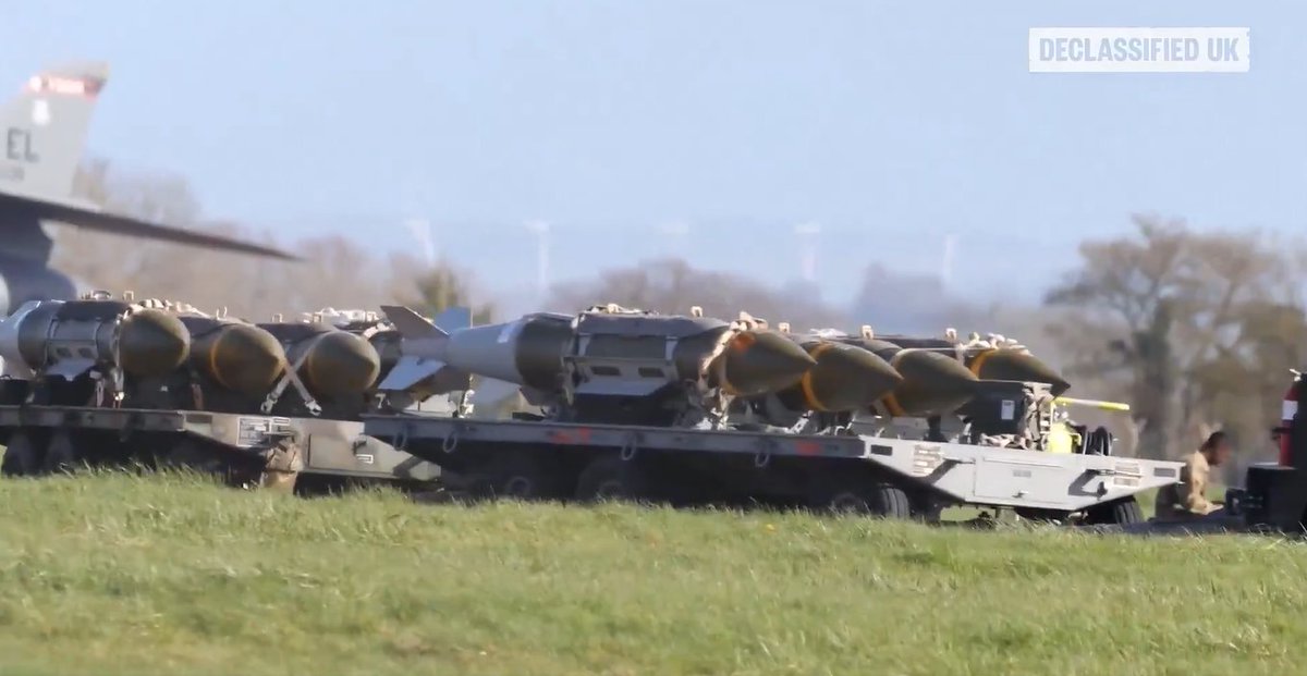 Grumpy Badger tweet media