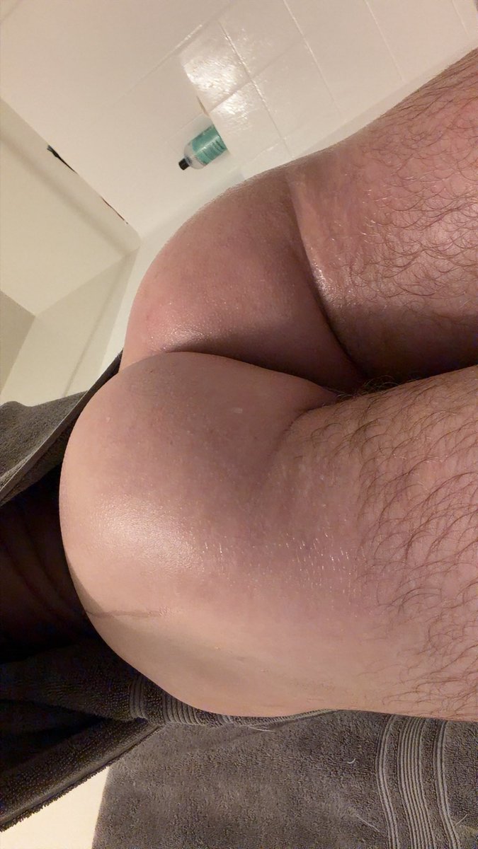 loadinginsesh's tweet photo. Shaved for the first time in a while🤭

#ass #gay #nsfw https://t.co/ZC4UniA8Nu