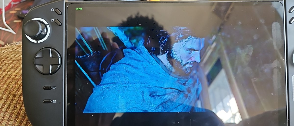 Shen Ron tweet media