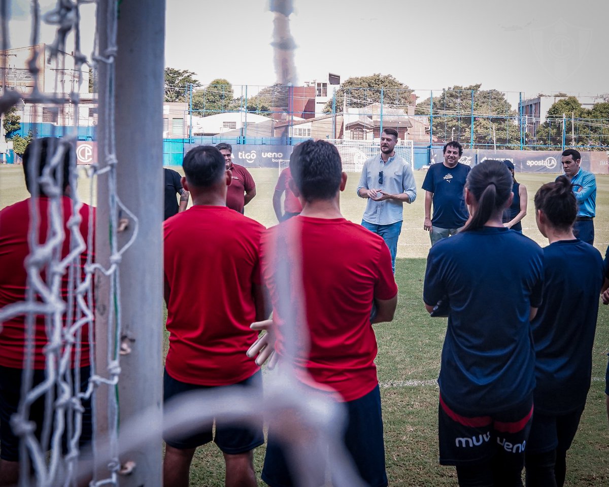 FÚTBOL FEMENINO - Club Cerro Porteño tweet media