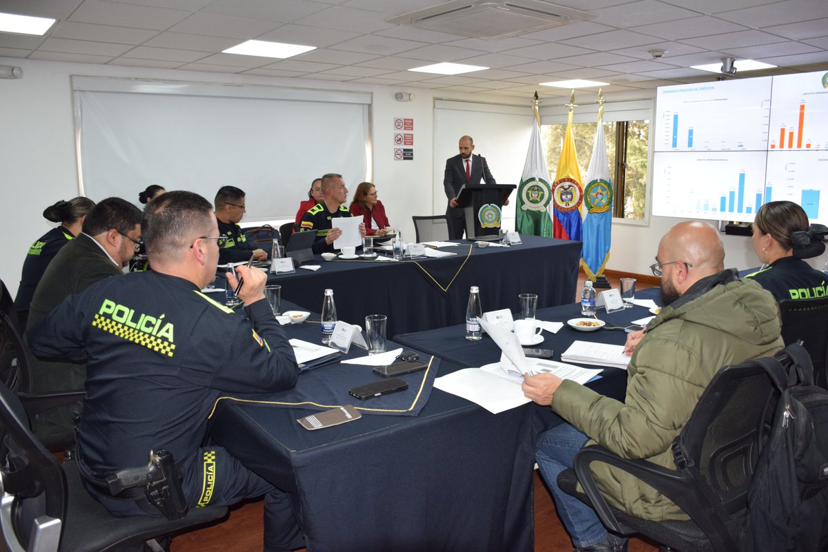 Fondo Rotatorio de la Policía tweet media