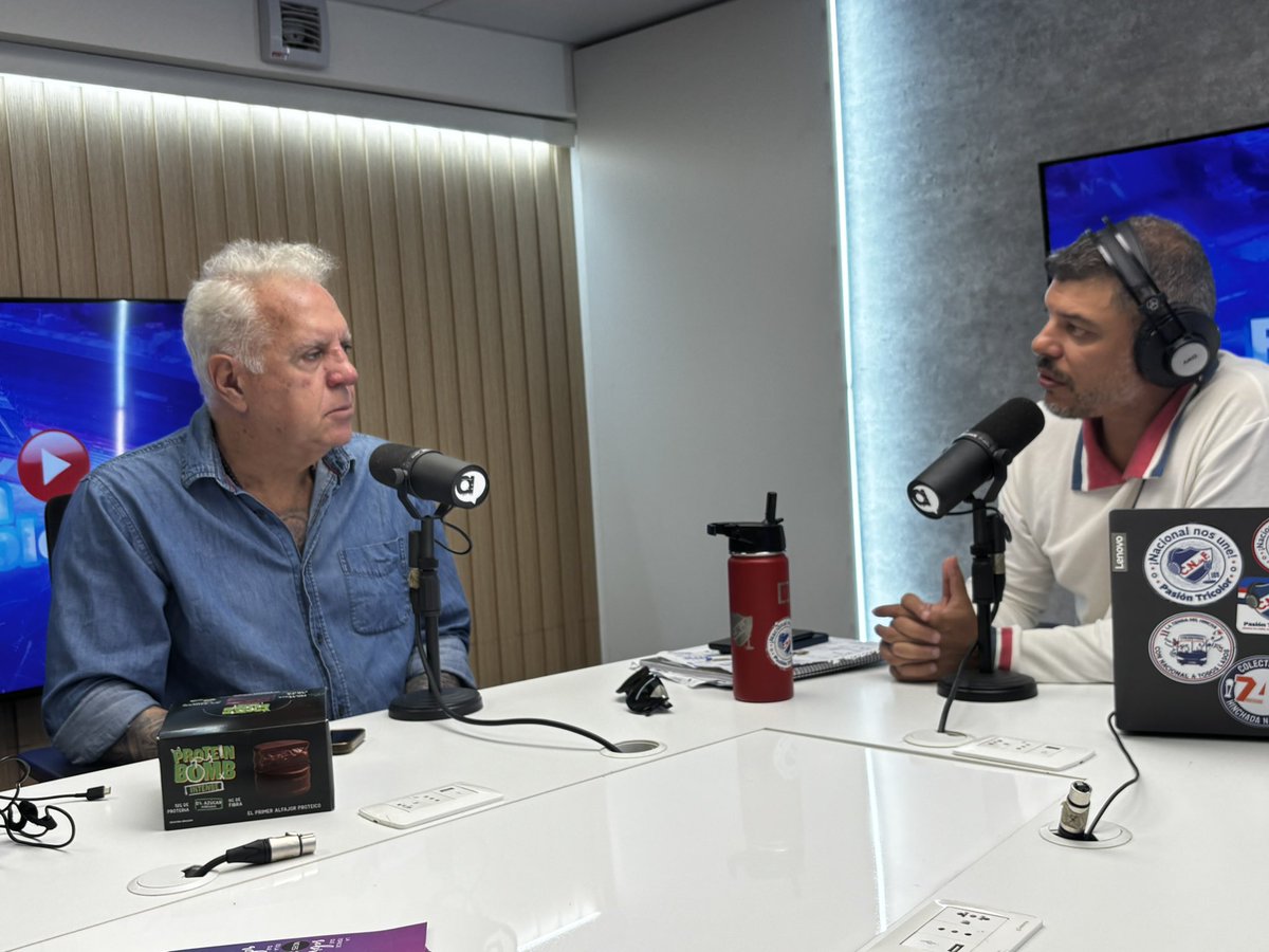 “Yo cuando era gerente deportivo de Nacional me involucraba en todos los temas”

Daniel Enríquez en vivo en #PasionTricolorPlay 

📲 SUMATE AL CHAT EN VIVO youtube.com/live/ll-wwF6DX…