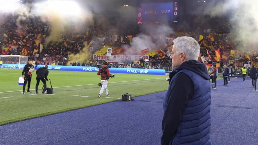 Mourinho World tweet media