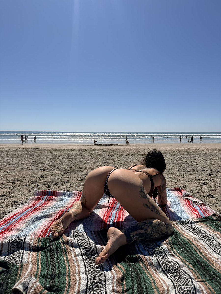 🪞🎞🏹🍂📔 tweet media