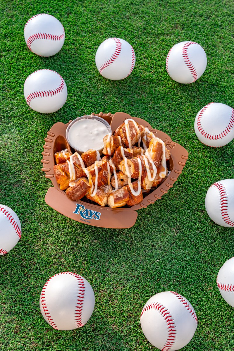 SleeperRays tweet media