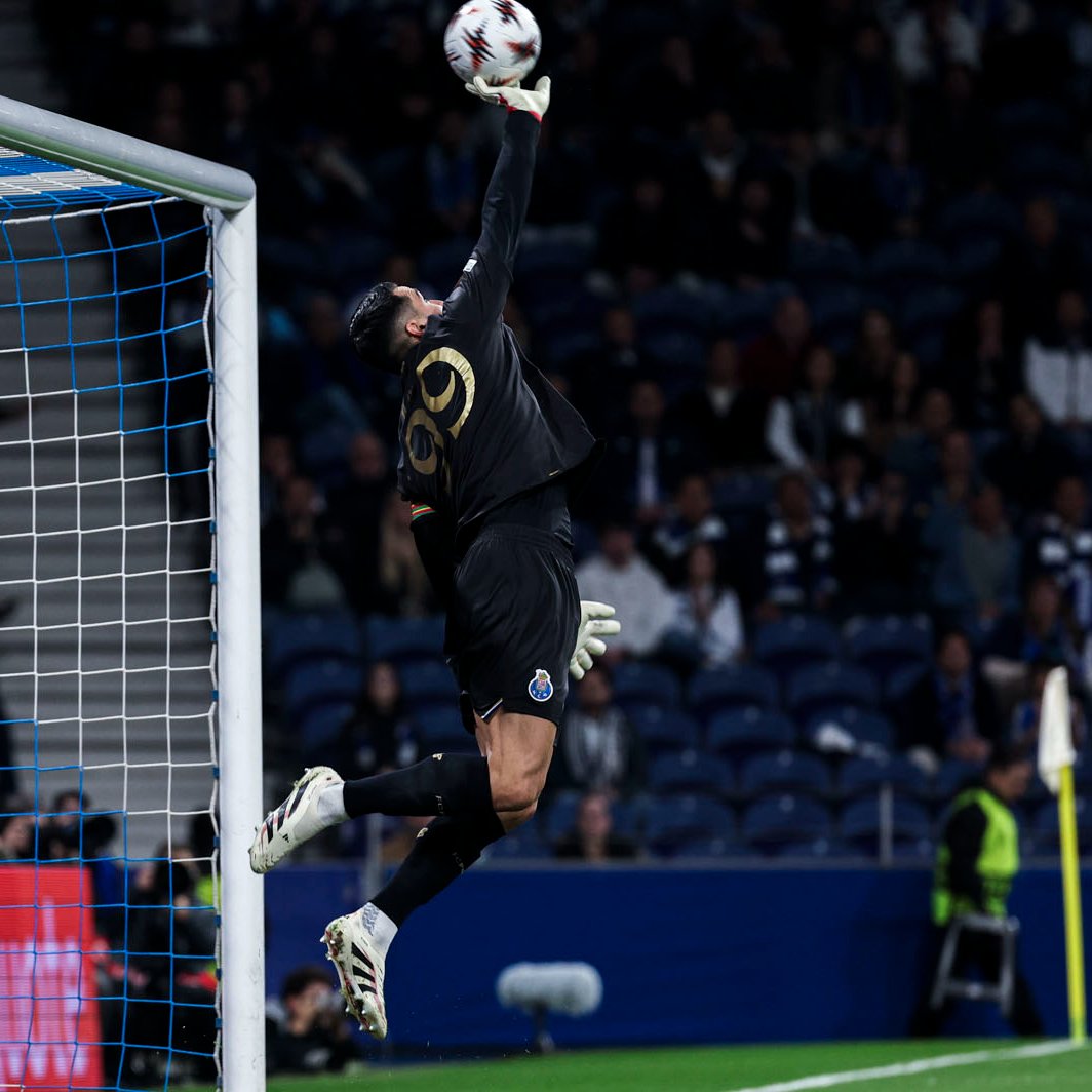 FC Porto tweet media