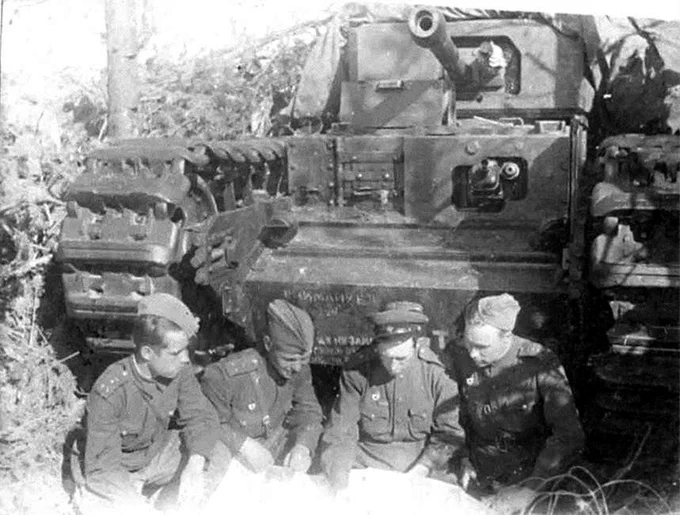 Tank Archives tweet media