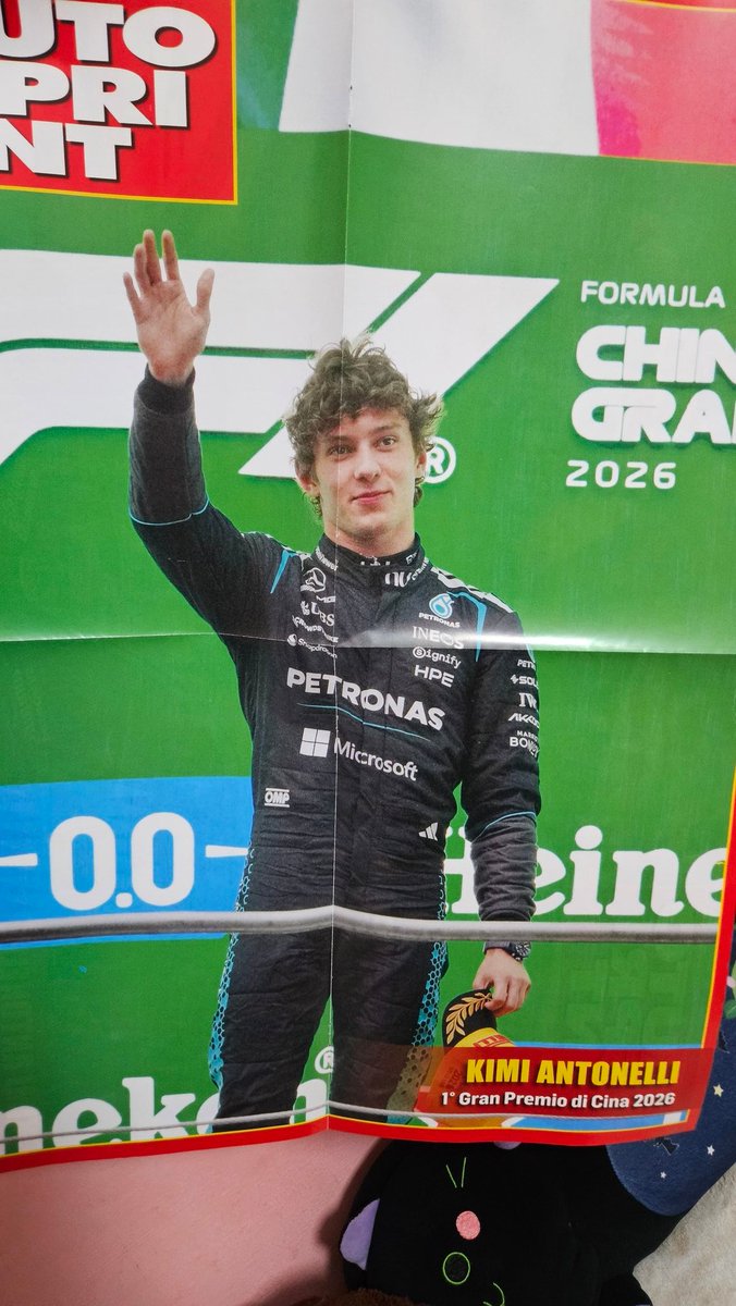 🐜🤙🏻 #K1MI tweet media