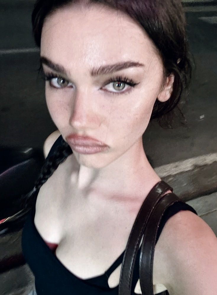 ⠀︎
︎
︎
                         ︎          

            𝗜𝗡𝗦𝗧𝗔𝗚𝗥𝗔𝗠 𝗦𝗧𝗢𝗥𝗜𝗘.
             ───  ⦅⧼ @.𝑥𝑠𝑙𝑖𝑚𝑠𝘩𝑎𝑑𝑦_ ⧽⦆

⠀︎                   
 ︎" en camino. 🤏🏻 "