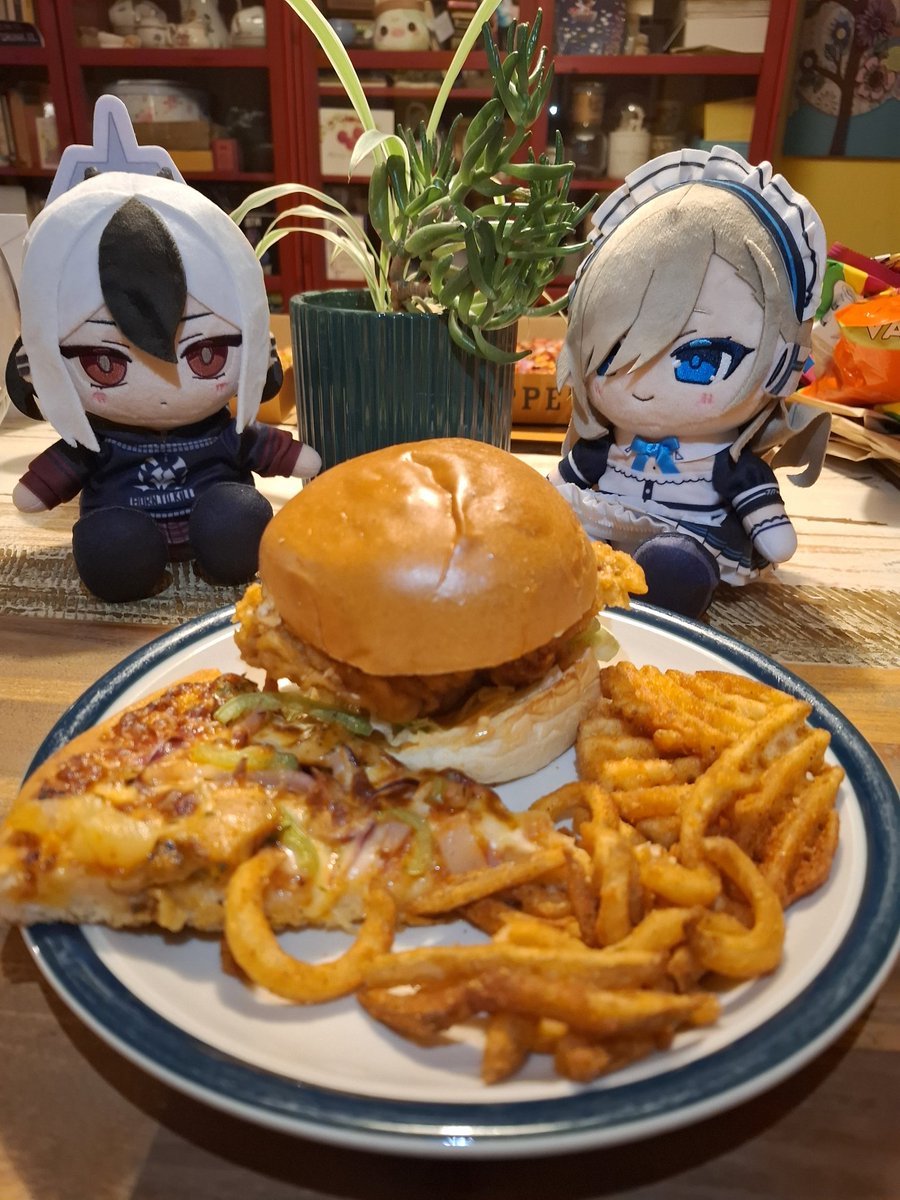 Frost 凍 ❄️ tweet media