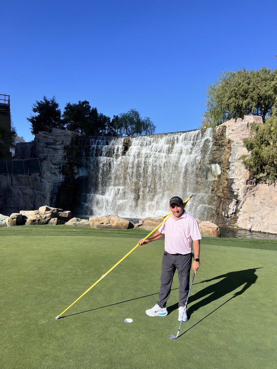 MichaelBadome's tweet photo. Fun times at @WynnLasVegas golf last week! #WynnGolf was in great shape on a gorgeous day! 🏌🏽‍♂️ https://t.co/QNgLQvQGMr
