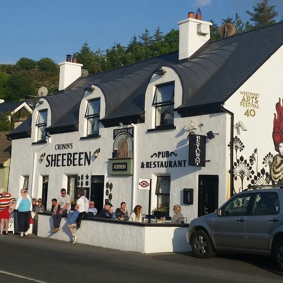 We're back open &amp; serving food tomorrow (Friday) from 5pm &amp; just a reminder that we reopen for food full time from Friday next the 27th of March 🍴🍺 😊