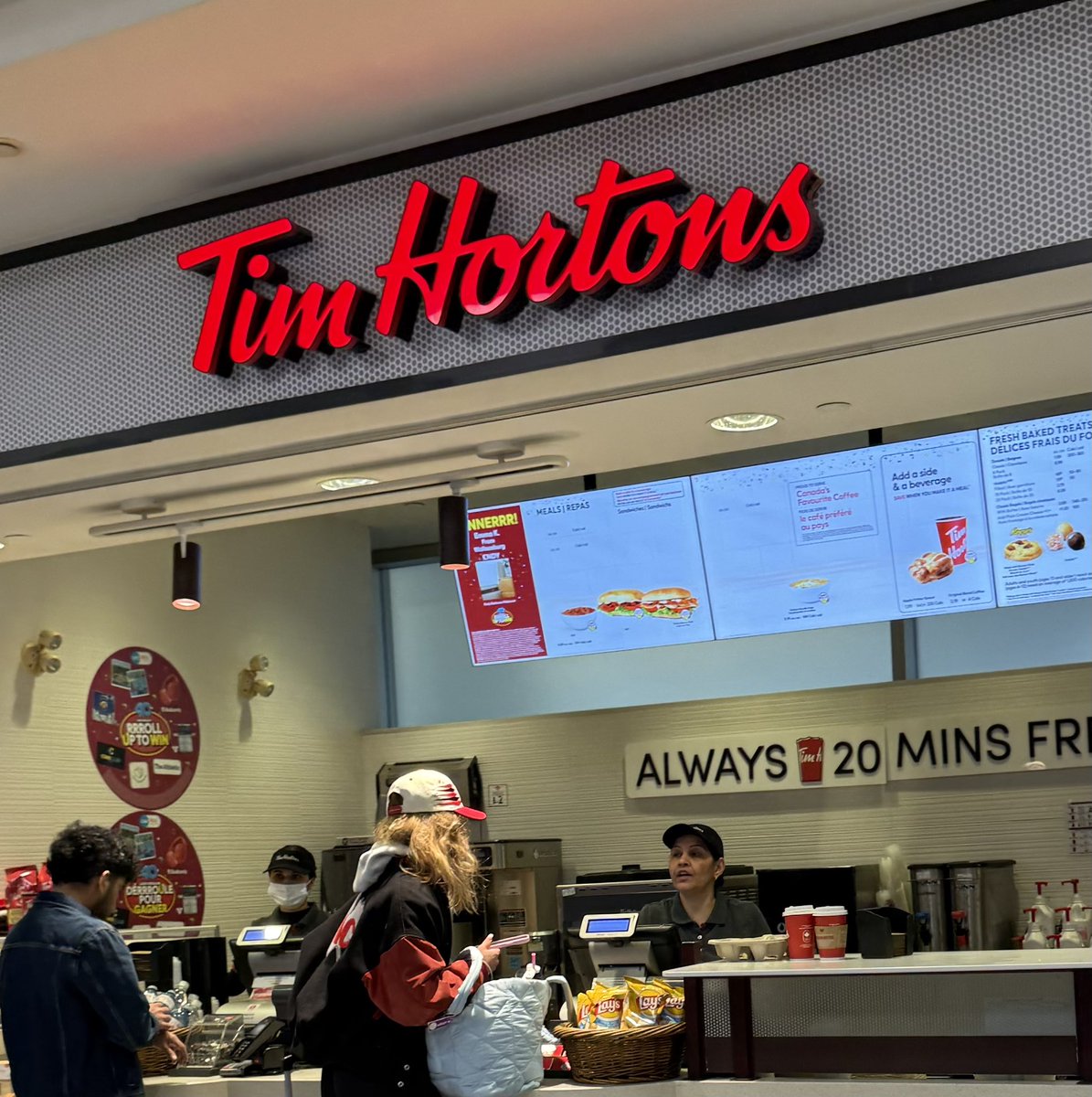 Alex Marley ✈️ Waterloo tweet media