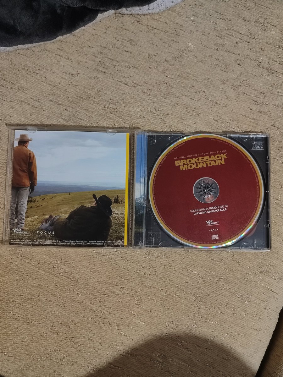 dora 🫧 tweet media