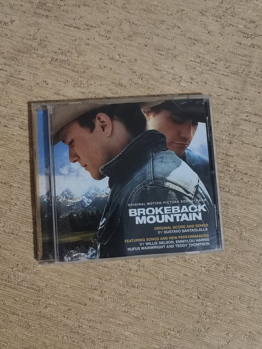 dora 🫧 tweet media