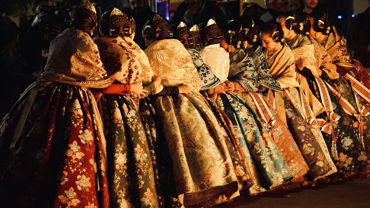 Papi Robles tweet media