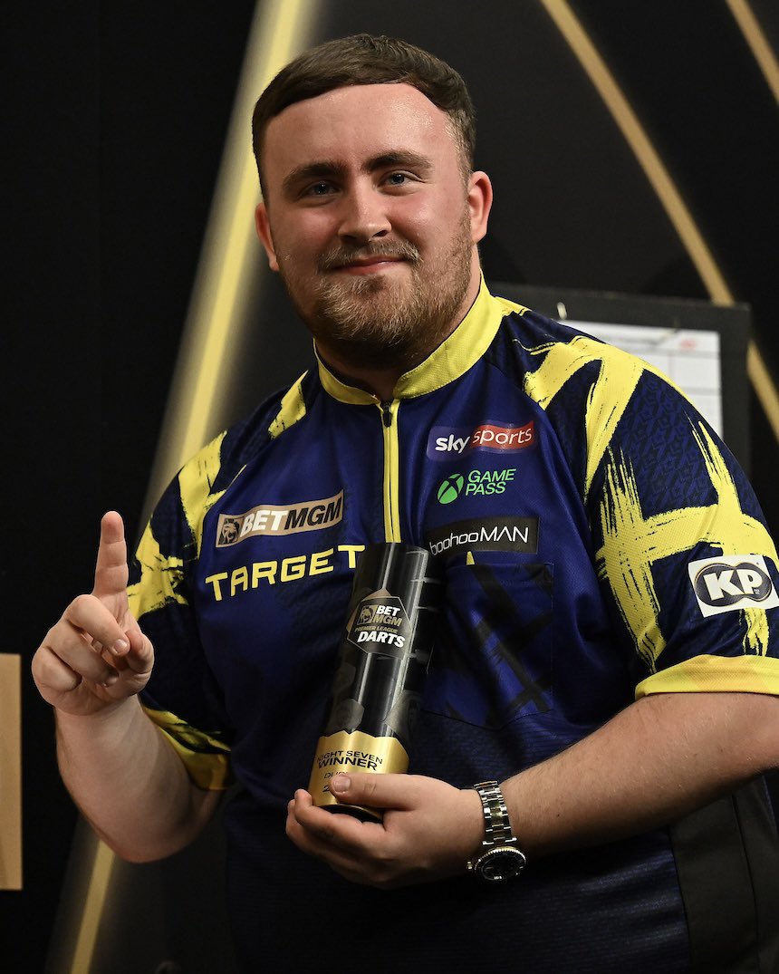 Luke Littler tweet media