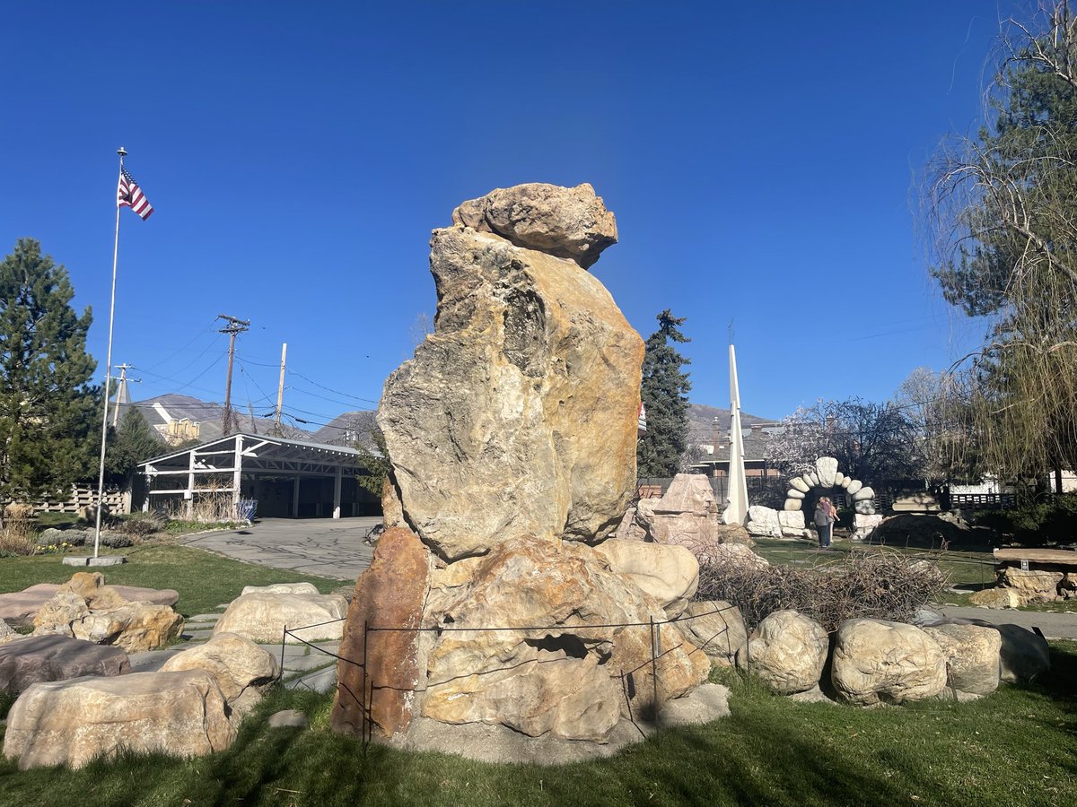 TheHuntForTomClancy tweet media