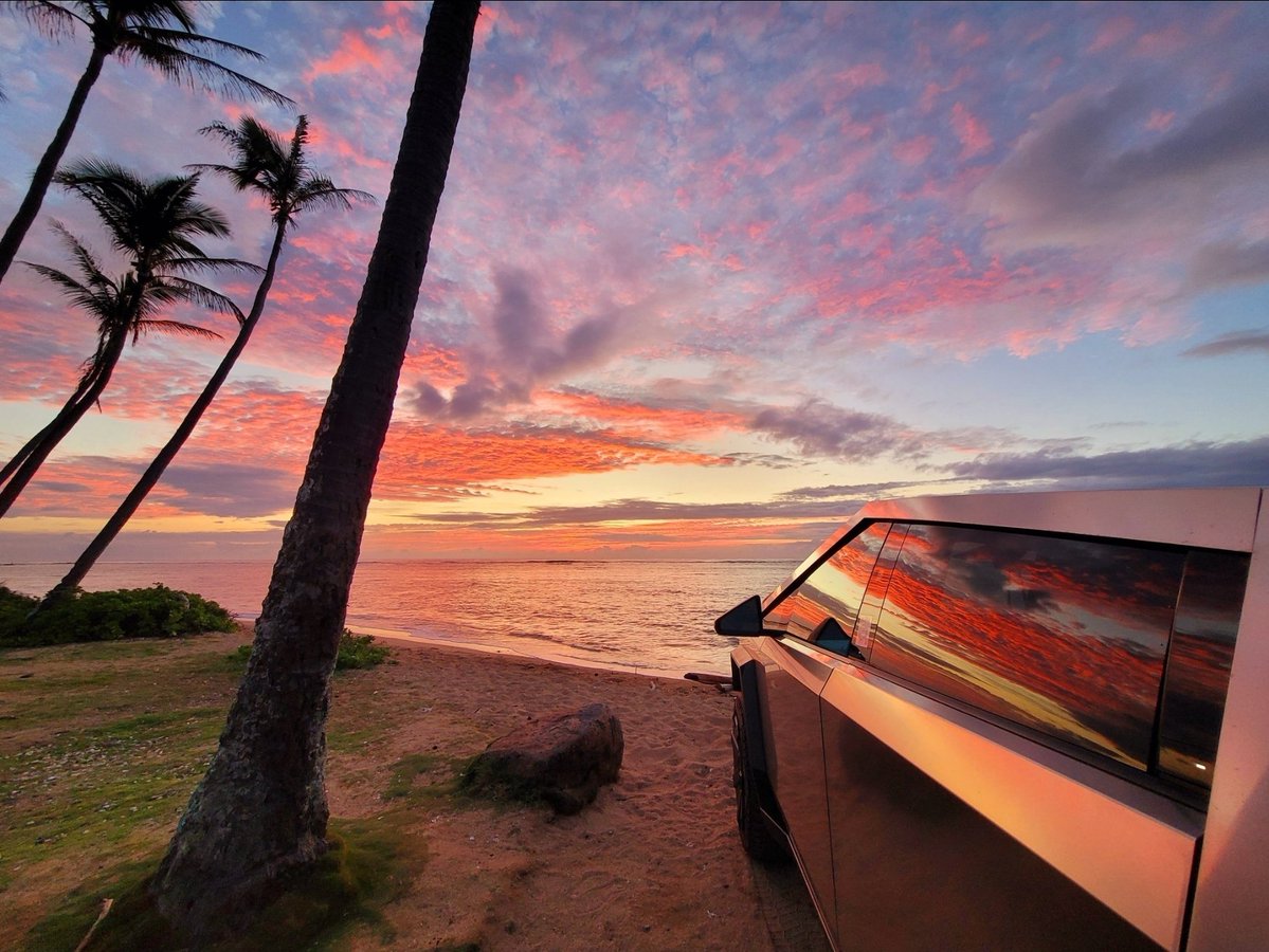 JESUS LOVES KAUA'I tweet media