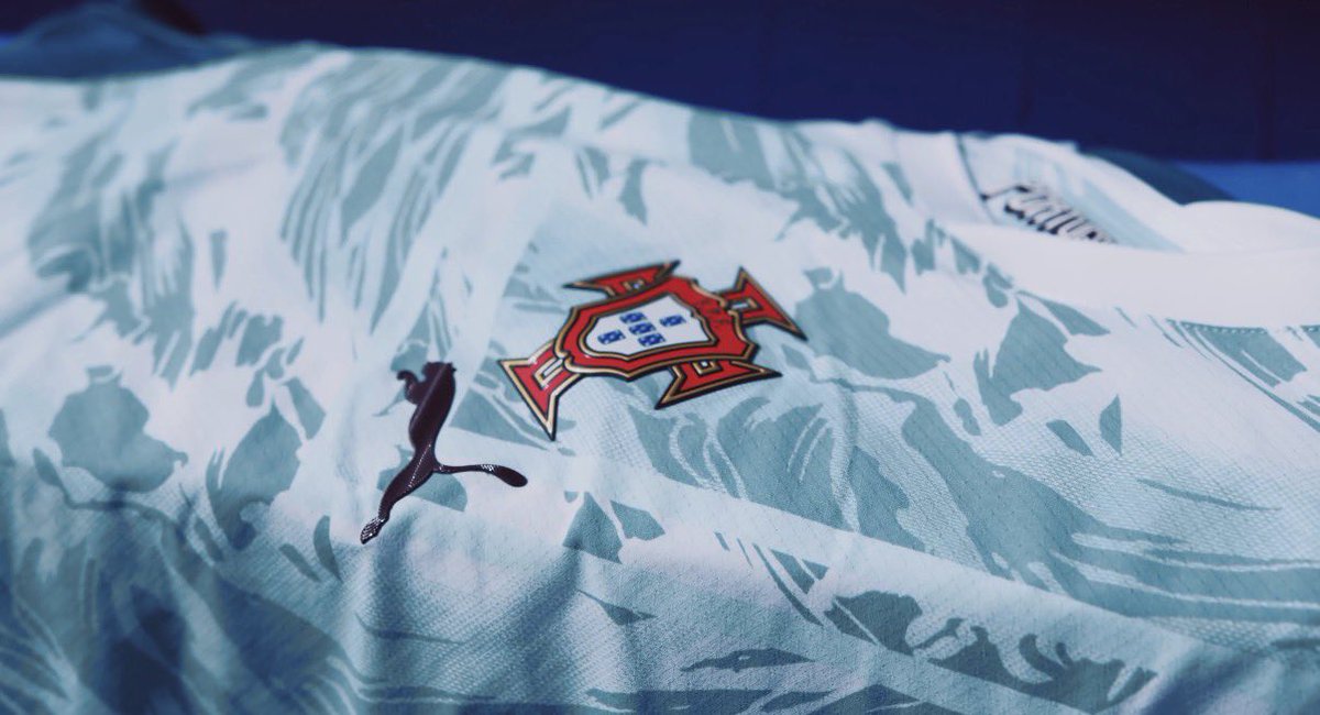 n e e d y tweet media