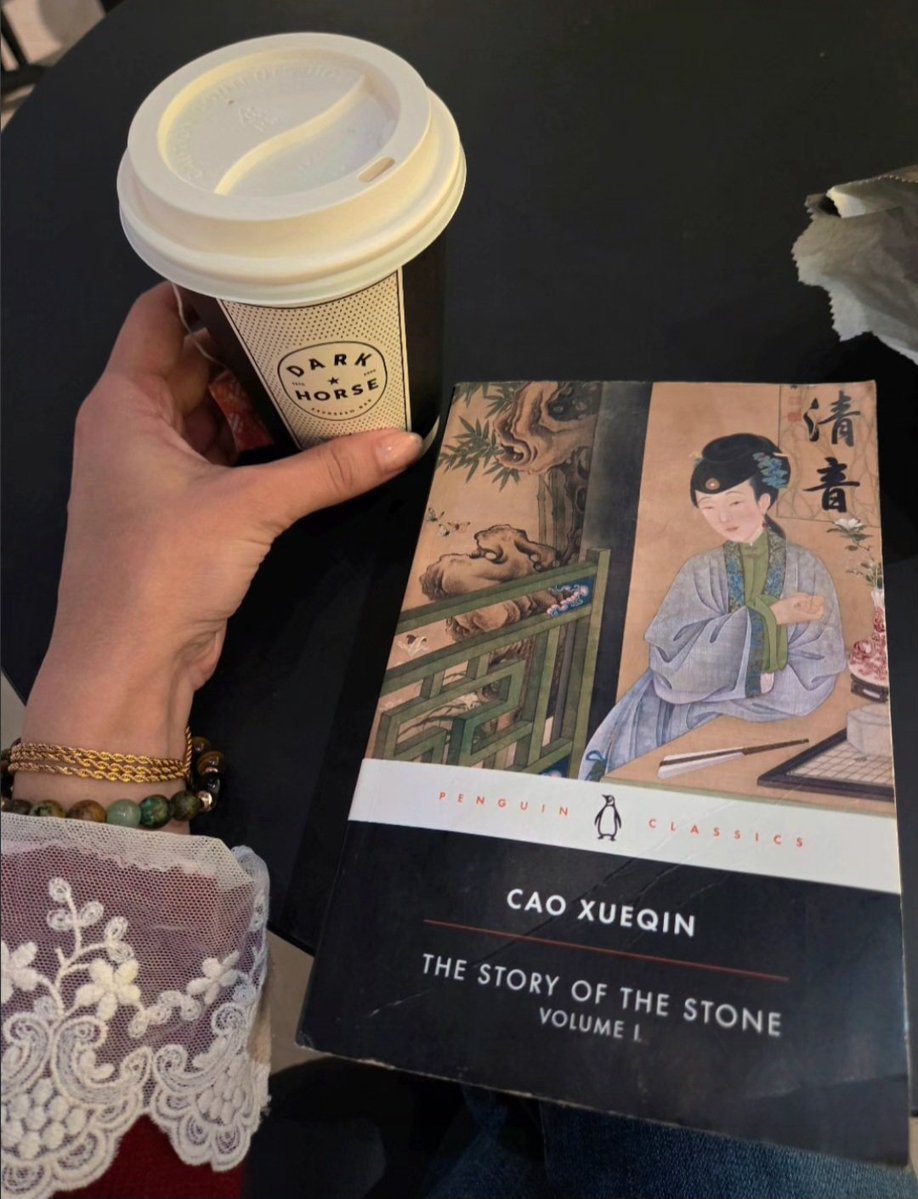 Grusha🕯 tweet media