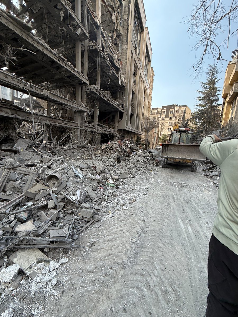 زهره فراهانی tweet media