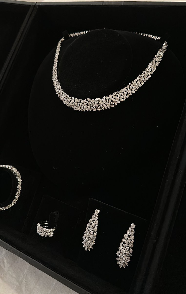 سنيوريتا tweet media