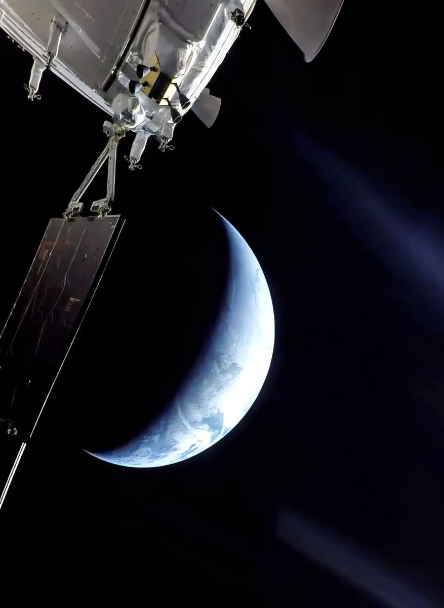 Latest in space tweet media